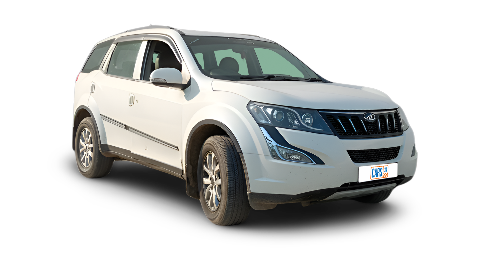 Mahindra XUV500-img